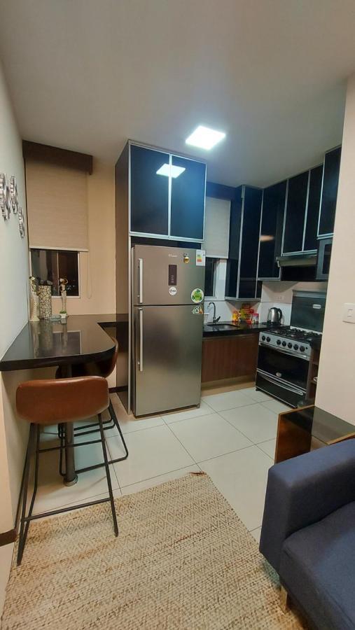 Hermoso Y Unico Apartamento Moderno, En Pleno Centro De Santa Cruz, Con Netflix Wi-Fi De 60 Mb, Estacionamiento Gratis Y Ac En Todos Los Ambientes Santa Cruz de La Sierra Buitenkant foto