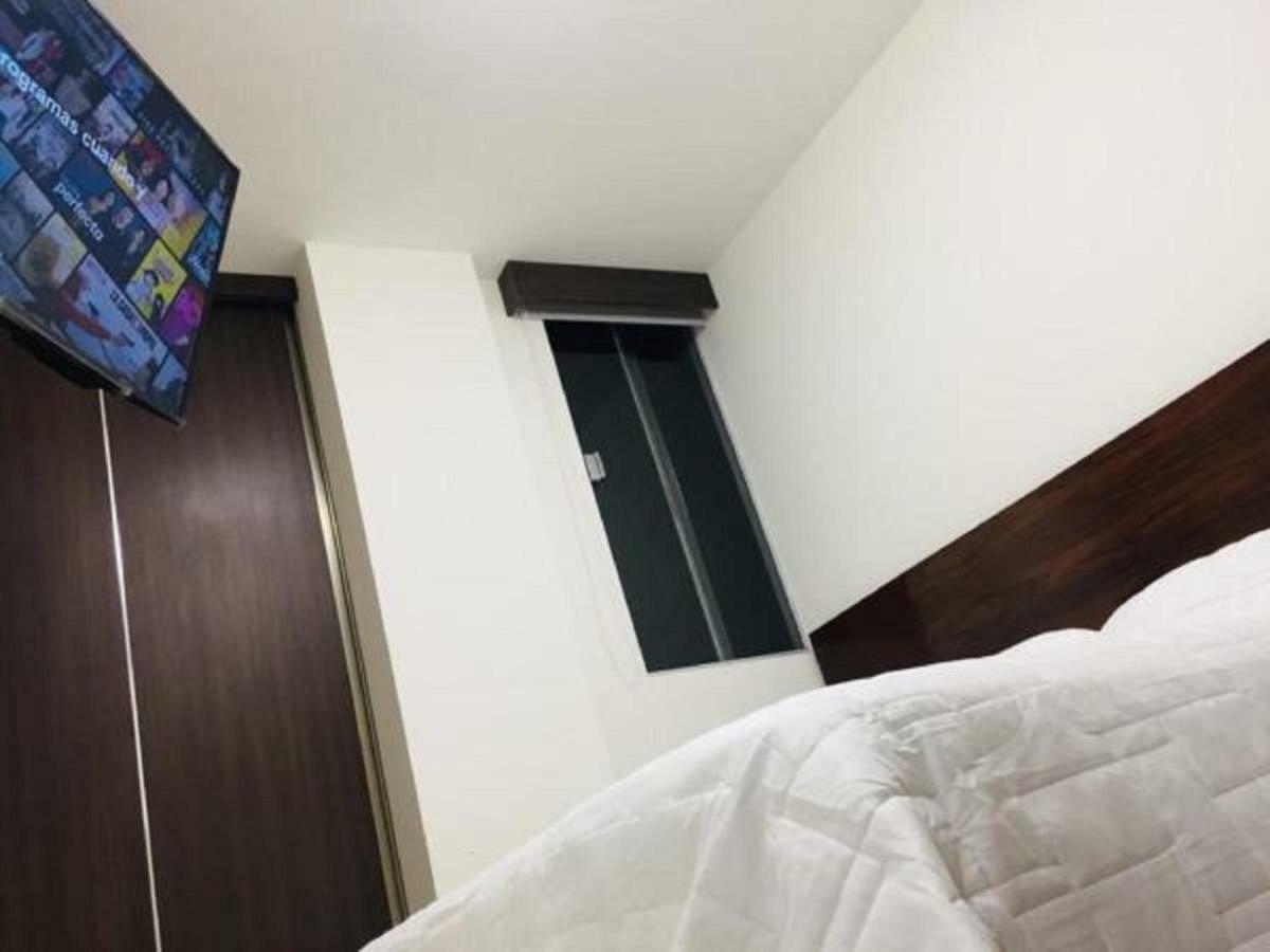 Hermoso Y Unico Apartamento Moderno, En Pleno Centro De Santa Cruz, Con Netflix Wi-Fi De 60 Mb, Estacionamiento Gratis Y Ac En Todos Los Ambientes Santa Cruz de La Sierra Buitenkant foto